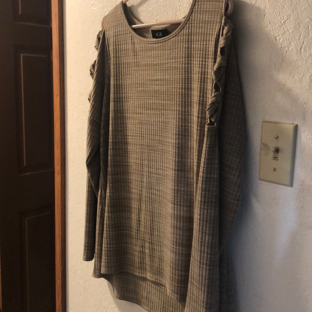 AGB cold shoulder top variations of tans